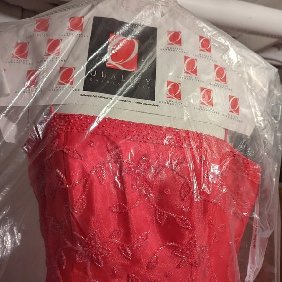 Pink prom dress - Picture 4 of 7